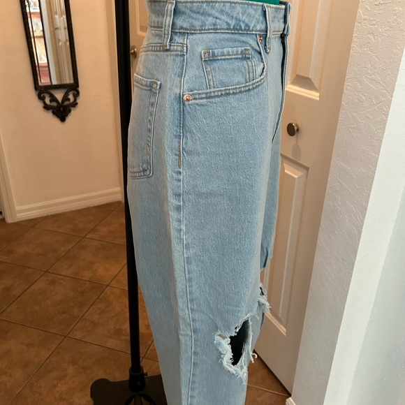 High Rise Baggy Jeans - Picture 7 of 12